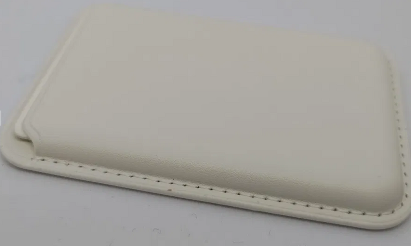 Accesorii iPhone - portofele si incarcatoare MagSafe