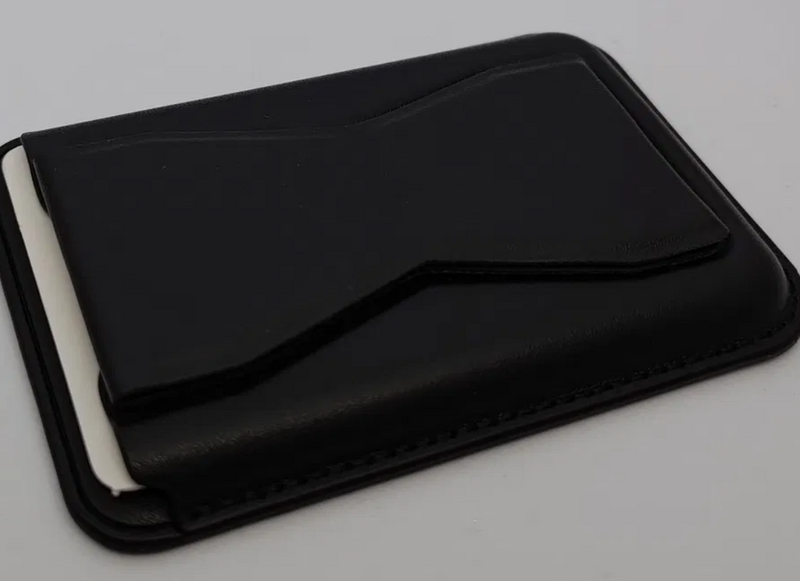 Accesorii iPhone - portofele si incarcatoare MagSafe
